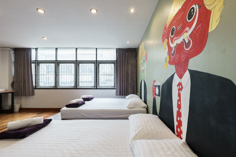 Others 3, 99 Hostel, Phra Nakhon