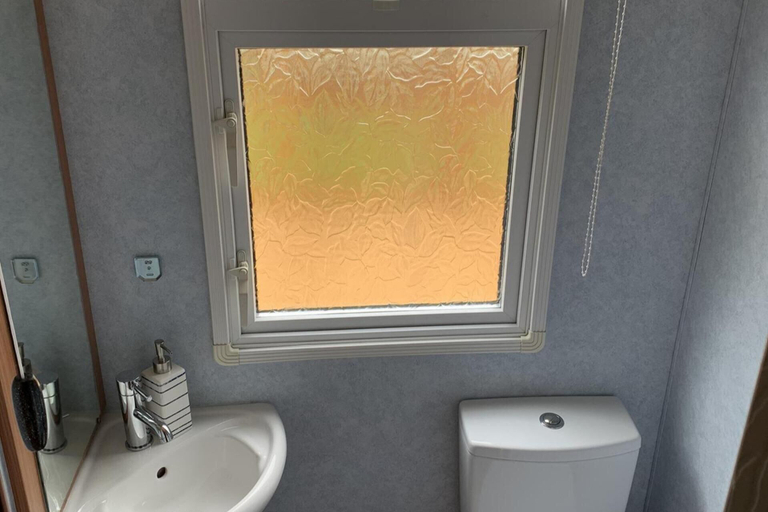 Bathroom, Static Caravan 2 Bedrooms - Sleeps 4, Scottish Borders