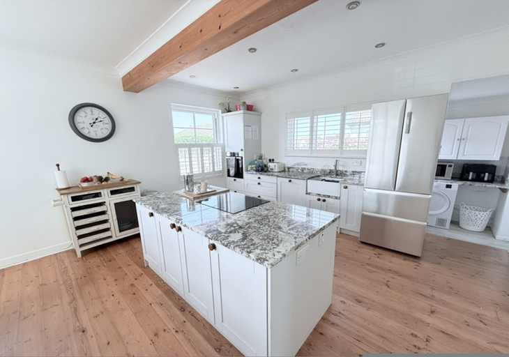 Room 2, Meadow View in Widemouth Bay, Cornwall
