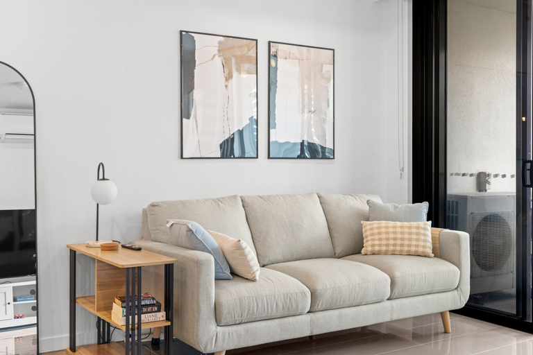 Living room 4, Stylish West End Stay With Rooftop Pool & BBQ, West End