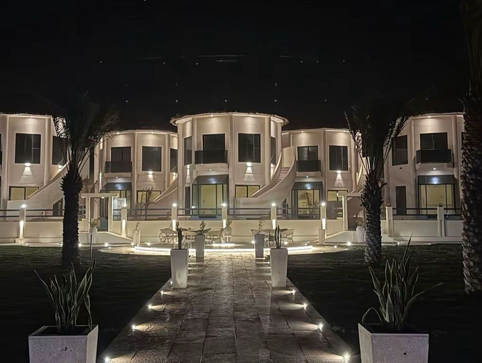 Front of property - evening/night, Dana Beach Resort - Al Ashkharah, Jalan Bani