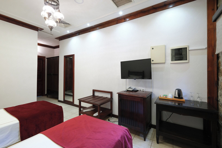 Bedroom 4, OTANTİK CLUB HOTEL & SPA, Nilüfer