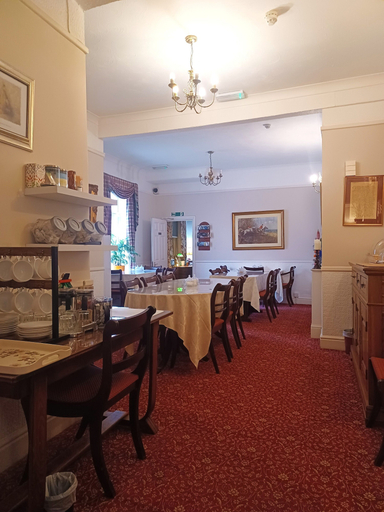 Food & Drinks 5, Hunters Lodge, Southampton