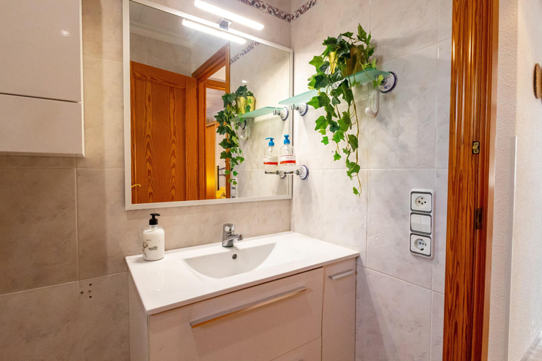 Room 2, Casa Marti i Carmeta, Tarragona