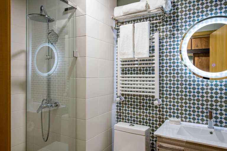 Bathroom 5, Best Western Gudauri, Kazbegi