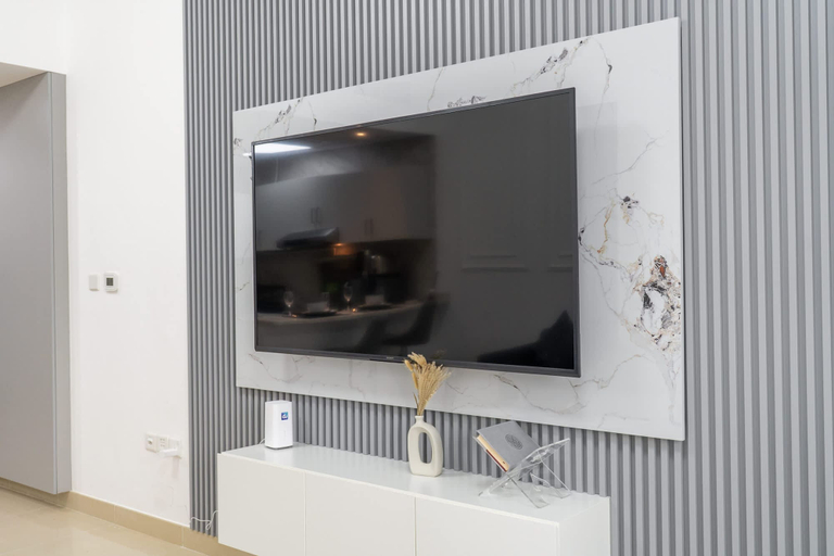 Room 3, Incredible Studio in Jumeirah Village Circle, Dubai