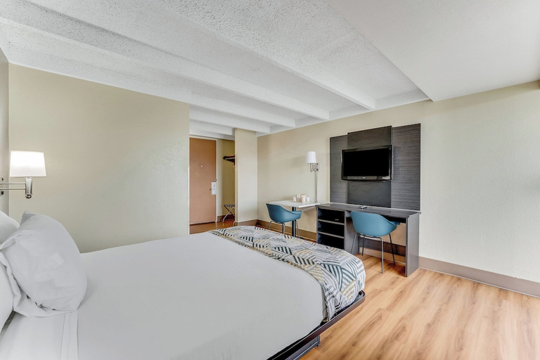Bedroom 3, Red Carpet Inn & Suites Philadelphia NorthEast, Philadelphia
