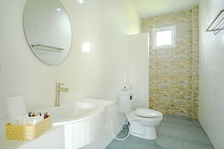 Bathroom 3, Maikhao Beach Residence, Pulau Phuket