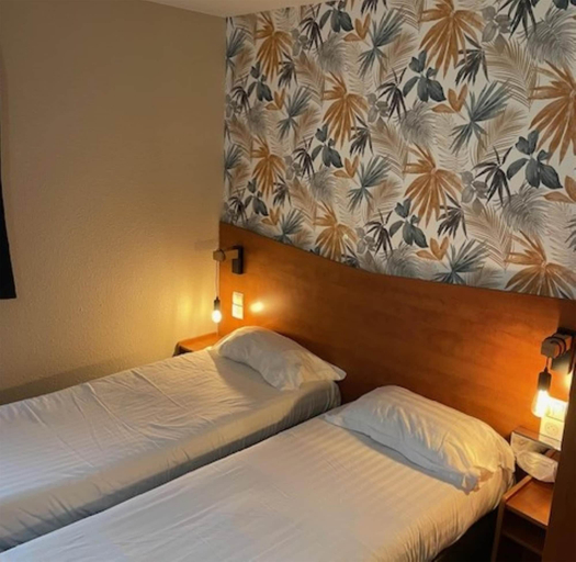 Bedroom 4, Kyriad Brive-La-Gaillarde Centre, Corrèze