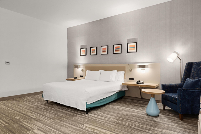 Bedroom 3, Hilton Garden Inn New Braunfels, Comal