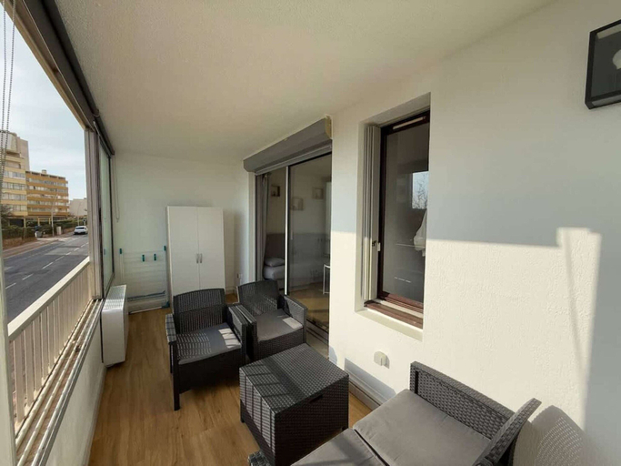 Balcony 3, Modern Apartment With Sea View Valras, Hérault