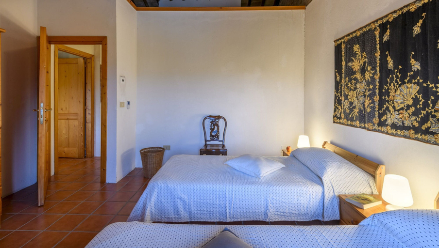 Room 2, Ca Lucciola 12 in Mondavio, Pesaro E Urbino