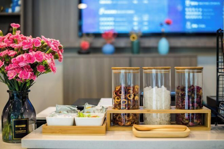 Food & Drinks 5, HanTing Hotel (Shenzhen Huaqiangbei Yannan Subway Station), Shenzhen