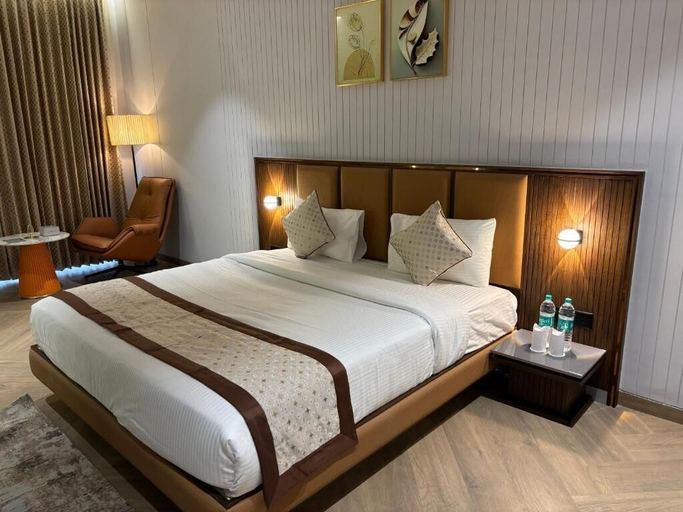 Room 1, Hotel Four Point Corner, Pali