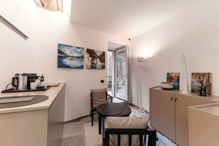 Dining room 5, Home Holidays, Como