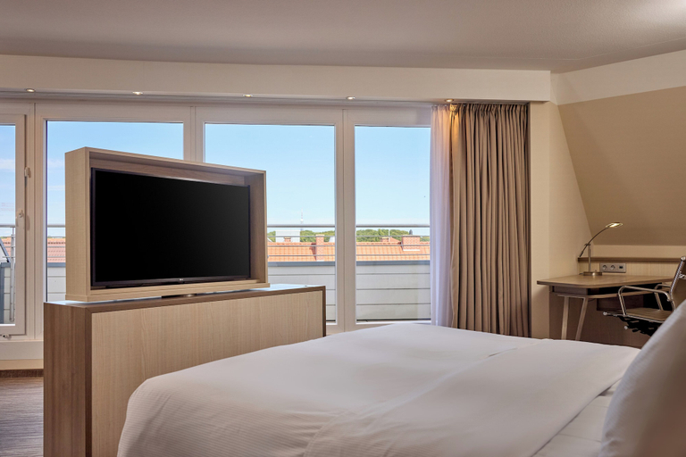 Bedroom 4, DoubleTree by Hilton Hannover Schweizerhof, Region Hannover