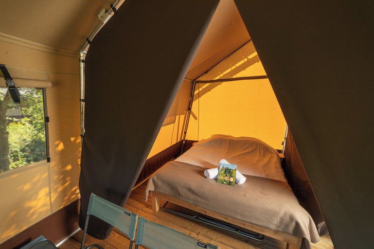 Bedroom 3, Huttopia Noirmoutier, Vendée