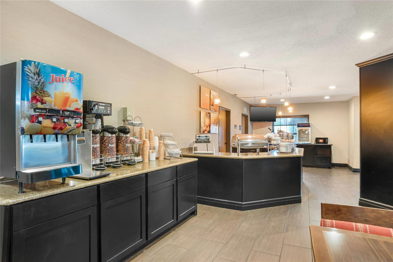 Food & Drinks 5, Comfort Suites Monroe, Ouachita