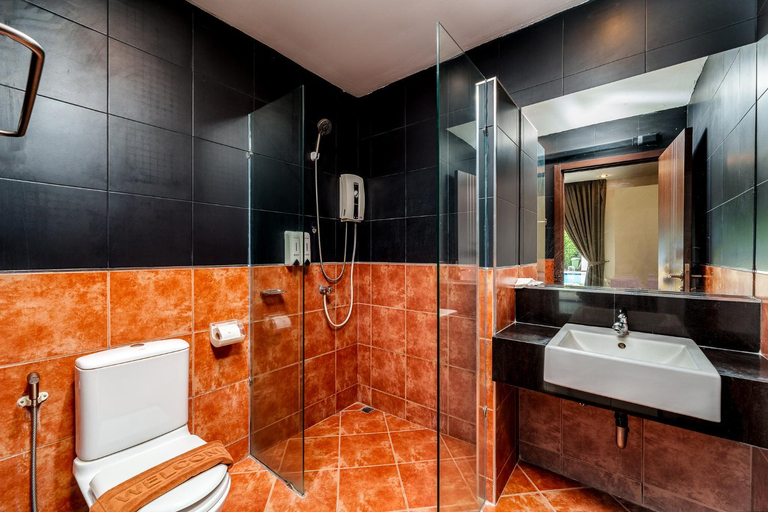 Bathroom 3, Villa Navin, Pattaya