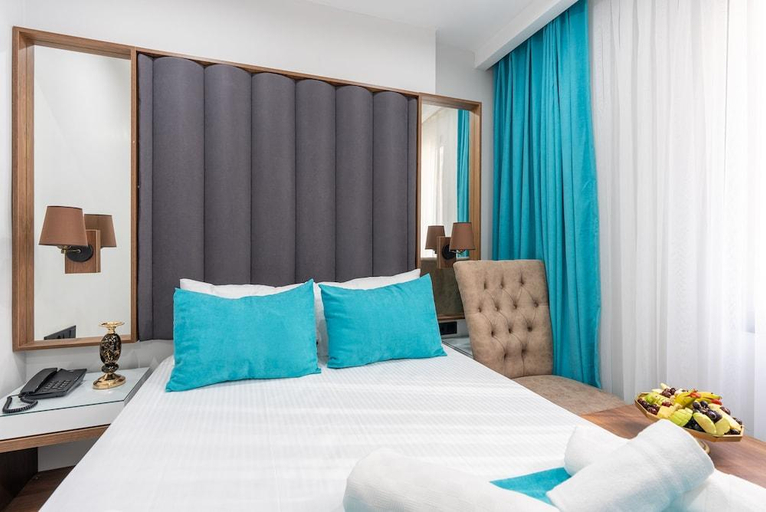 Bedroom 4, WP White Palace Hotel, Bakırköy