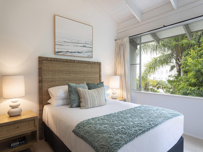 4, Beachside 2-Bed House with Pool, Courtyard BBQ, Noosa - Sunshine-Peregian