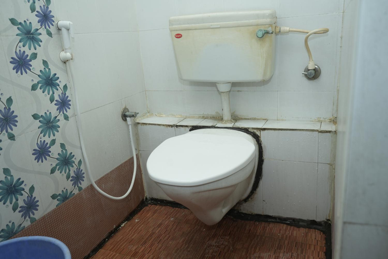 Bathroom 5, Hotel New West Tower, Madurai