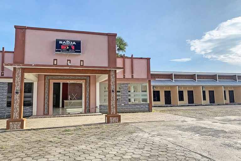 Hotel Front 4, Hotel O Penginapan Radja Jeneponto, Jeneponto