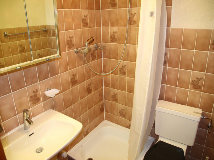 5, Apartment with Rhone valley view, Sion