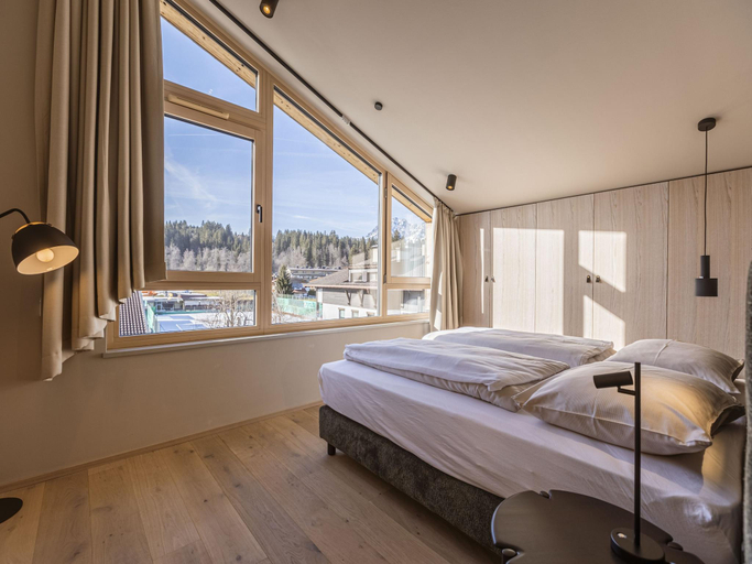 5, Spacious apartment in Tyrol with terrace No Deposit, Kitzbühel