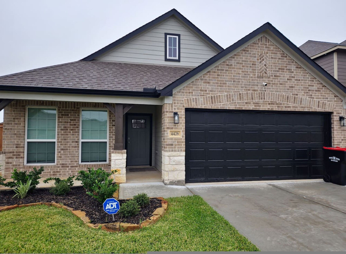 Room 5, Serenity in Suburbia - Katy Tx, Houston