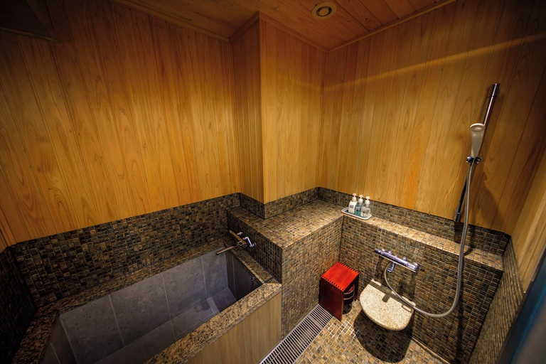 Bathroom 5, Fujisan Onsen Hotel Kaneyamaen, Fujiyoshida
