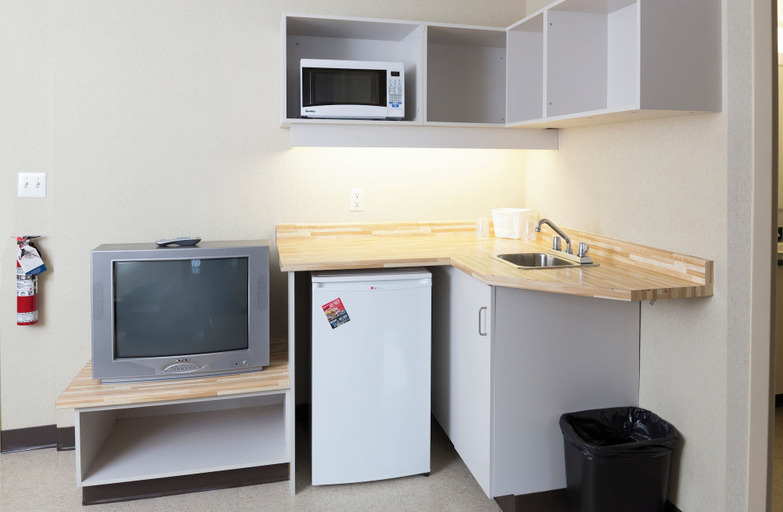 Others 4, Residence & Conference Centre - Oshawa, Durham