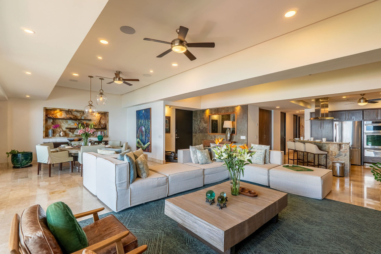 Room 5, Ocean Front Amazing Views and Location Sleeps 8, Puerto Vallarta
