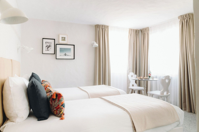 Bedroom 2, Hôtel des 2 Gares, Haute-Savoie