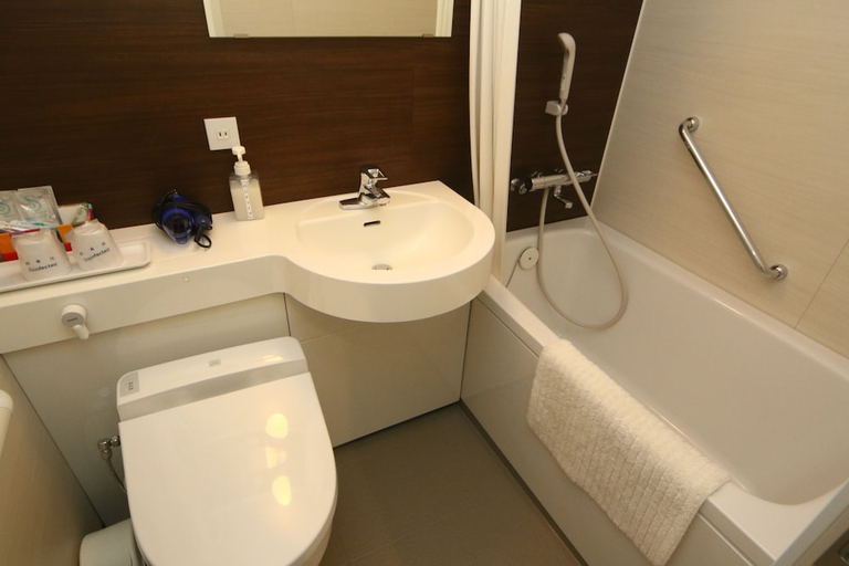 Bathroom 2, Spa SHIOSAI, Toyoura