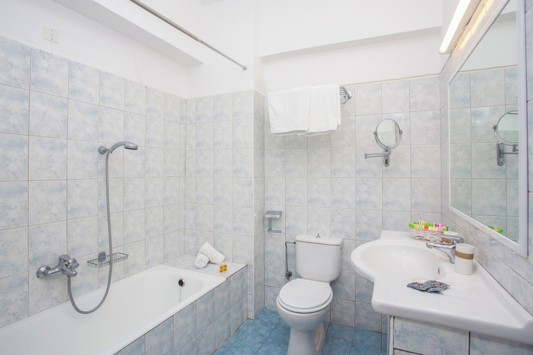 Bathroom 5, Mon Repos Hotel, South Aegean