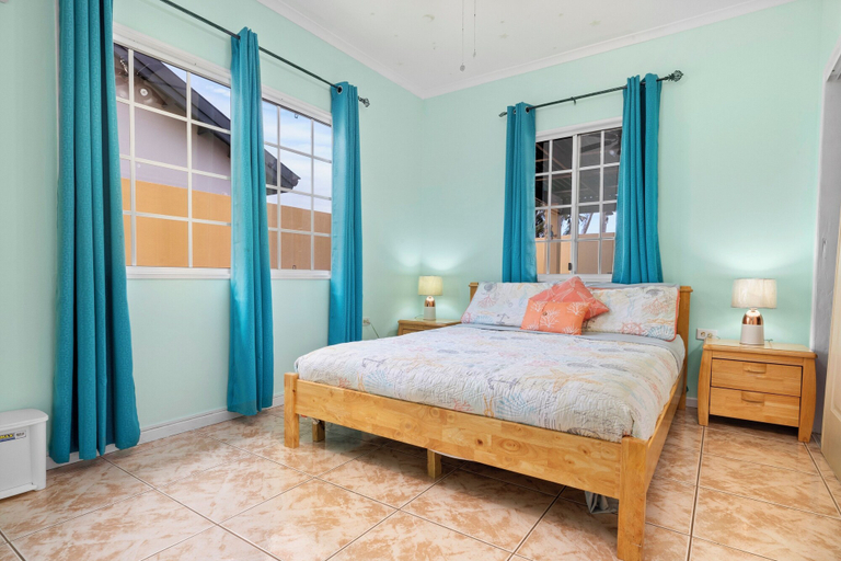 Room 2, Casa de Reyes