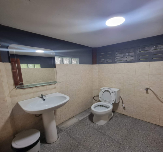 Bathroom, Metathsana Resort, Phra Nakhon Si Ayutthaya