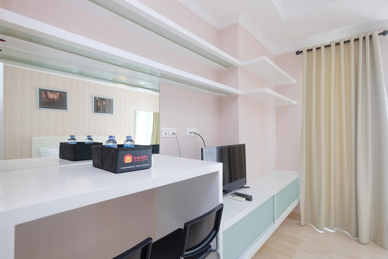 Others 5, Homey And Comfy Studio Room At Menteng Park Apartment, Central Jakarta
