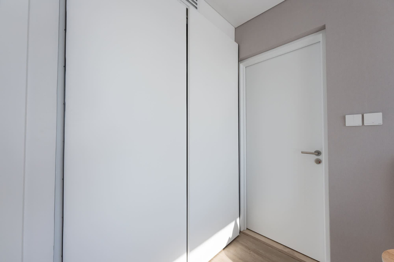 Room 2, Grand Stay in This 1 Bedroom Flat That Sleeps 4, Dubai