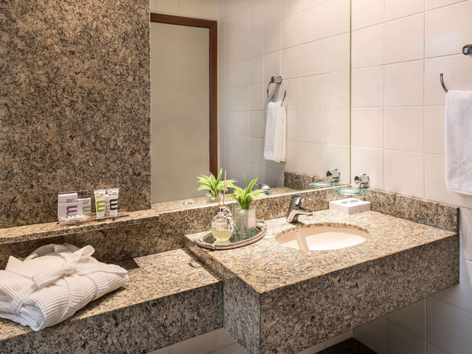 Bathroom 4, Mercure Belo Horizonte Savassi, Belo Horizonte