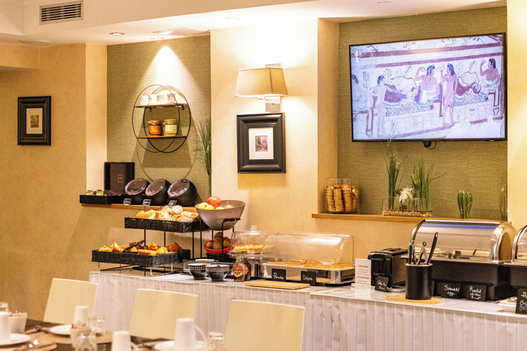 Food & Drinks 5, Hotel Claude Bernard Saint Germain, Paris