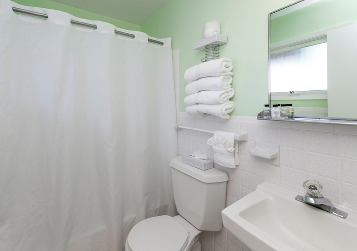 Bathroom 5, The Beach House at Drifting Sands, Ocean