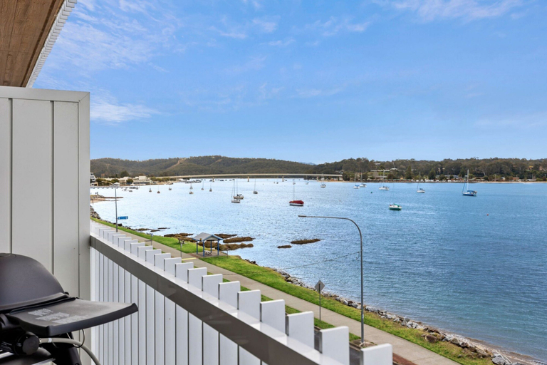 Primary image, Exquisite 1-Bed Apartment with Bay Views, Eurobodalla