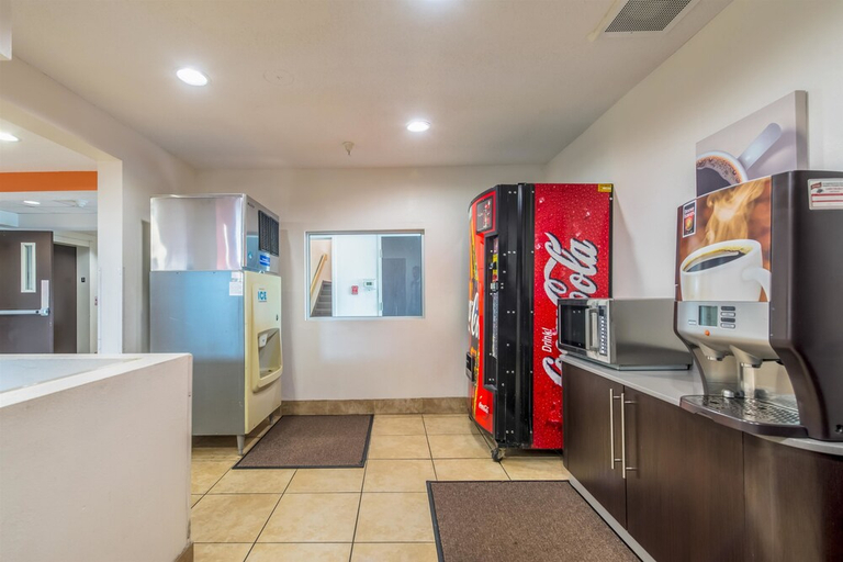 Others 5, Motel6 Indianapolis, IN, Marion