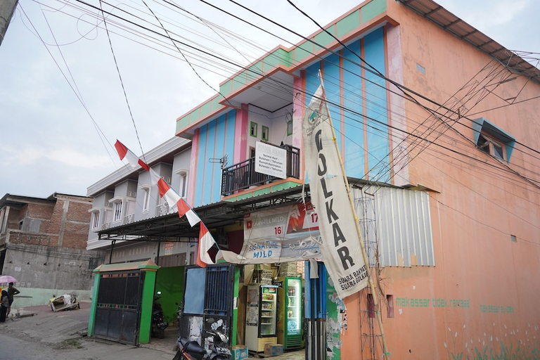 Exterior & Views, Hotel O Athirah Kost Near Permandian Wisata Istana Mappala, Gowa