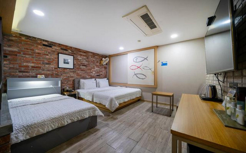 Bedroom 2, Busan Beomcheondong Q5, Busanjin