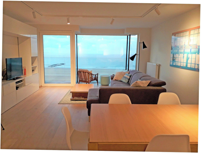 Primary image 1, Apartment in Het Zoute with Sea Views, West-Vlaanderen