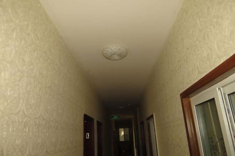 Others 5, Xi Qian Xing Nan Qiao Business Hotel, Ngawa Tibetan and Qiang