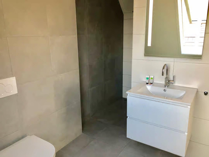 Bathroom 3, Apartment in Zoutelande near the Beach, Veere